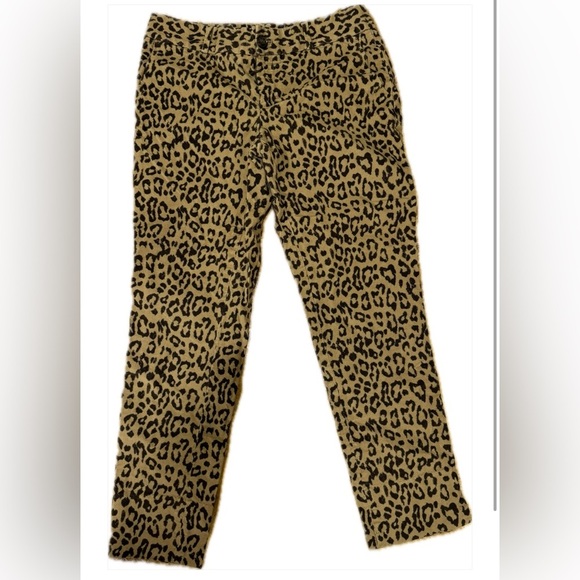 Banana Republic Leopard Cropped Camden Pant - Picture 2 of 5
